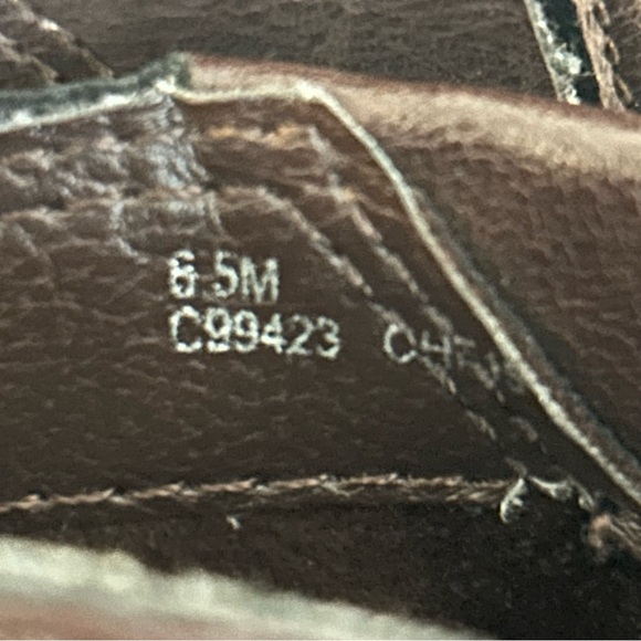 b.o.c Born vegan leather brown side zip heeled ankle boots size 6.5 fall comfort - Picture 11 of 11